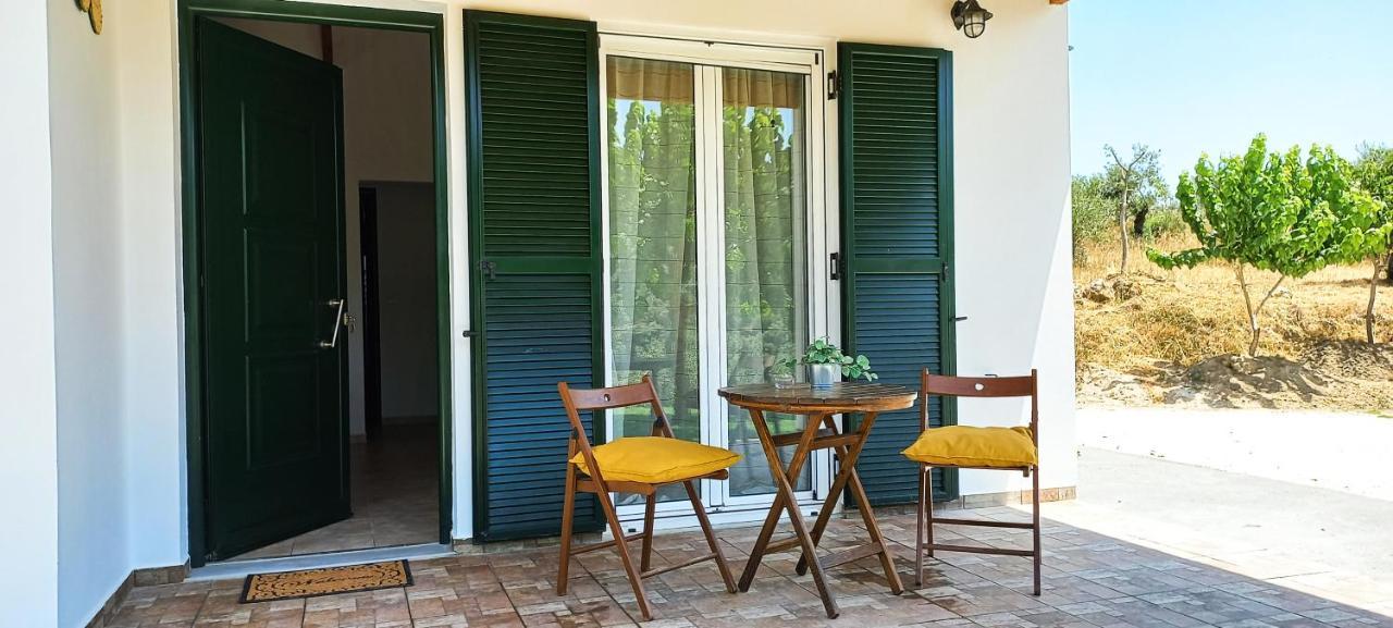 Lily Home_Lefkada ~ Private Country House Kondaraíni 外观 照片