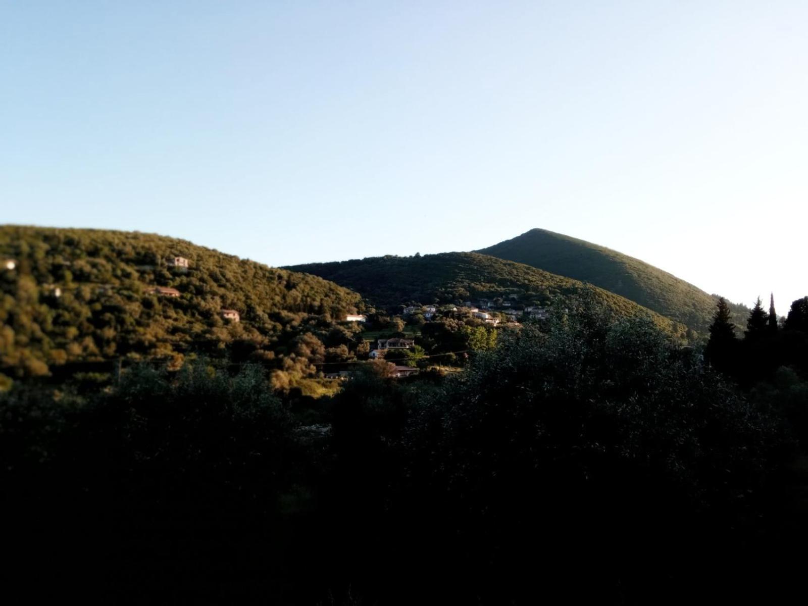 Lily Home_Lefkada ~ Private Country House Kondaraíni 外观 照片
